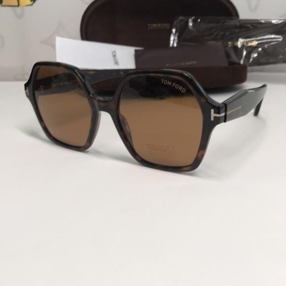 TF1031 52E - Picture 5 of 10